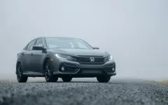 Honda Civic 1.5 VTEC Elegance Görsel 2