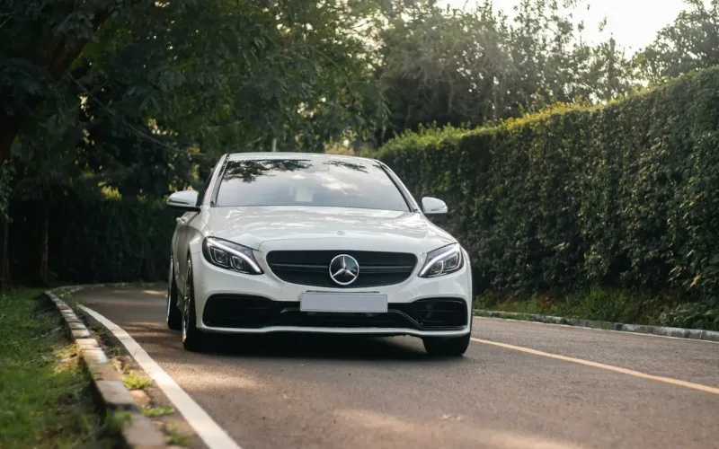 Mercedes-Benz C 200 4MATIC AMG